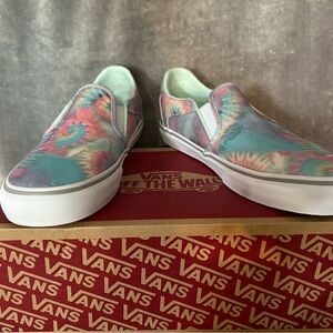 Vans Women’s Slip On Sneakers